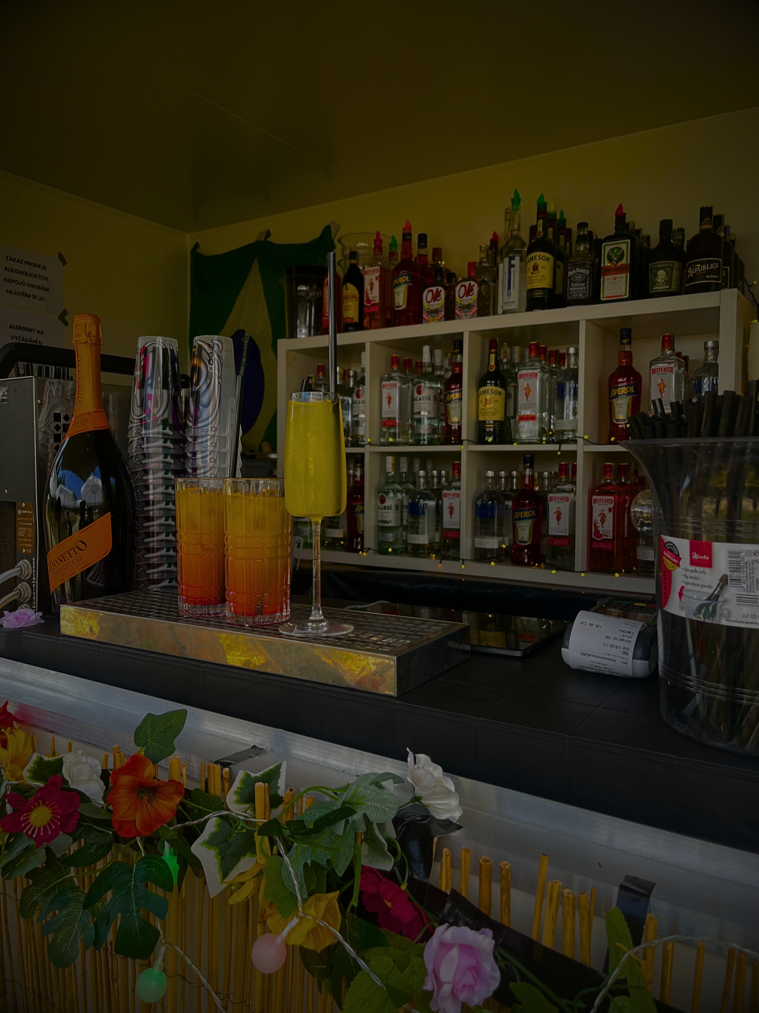 Bar na akci SVITLAVO barového cateringu